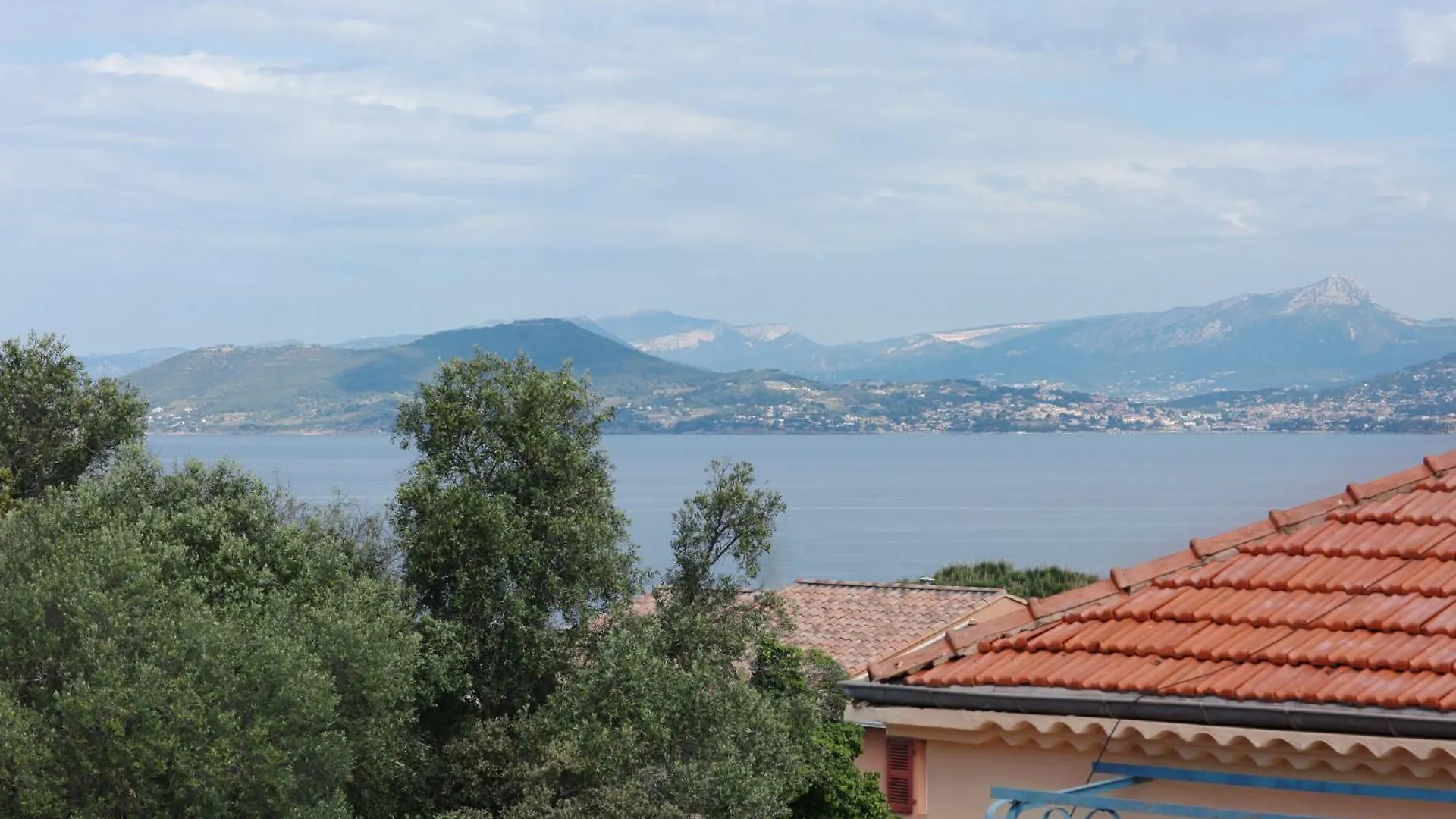 Hotel Le Provencal Renove En 2025 - Bord De Mer Йер