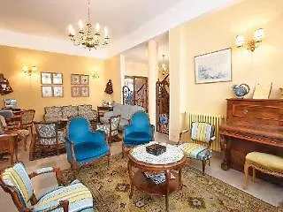 Hotel Le Provencal Renove En 2025 - Bord De Mer Йер